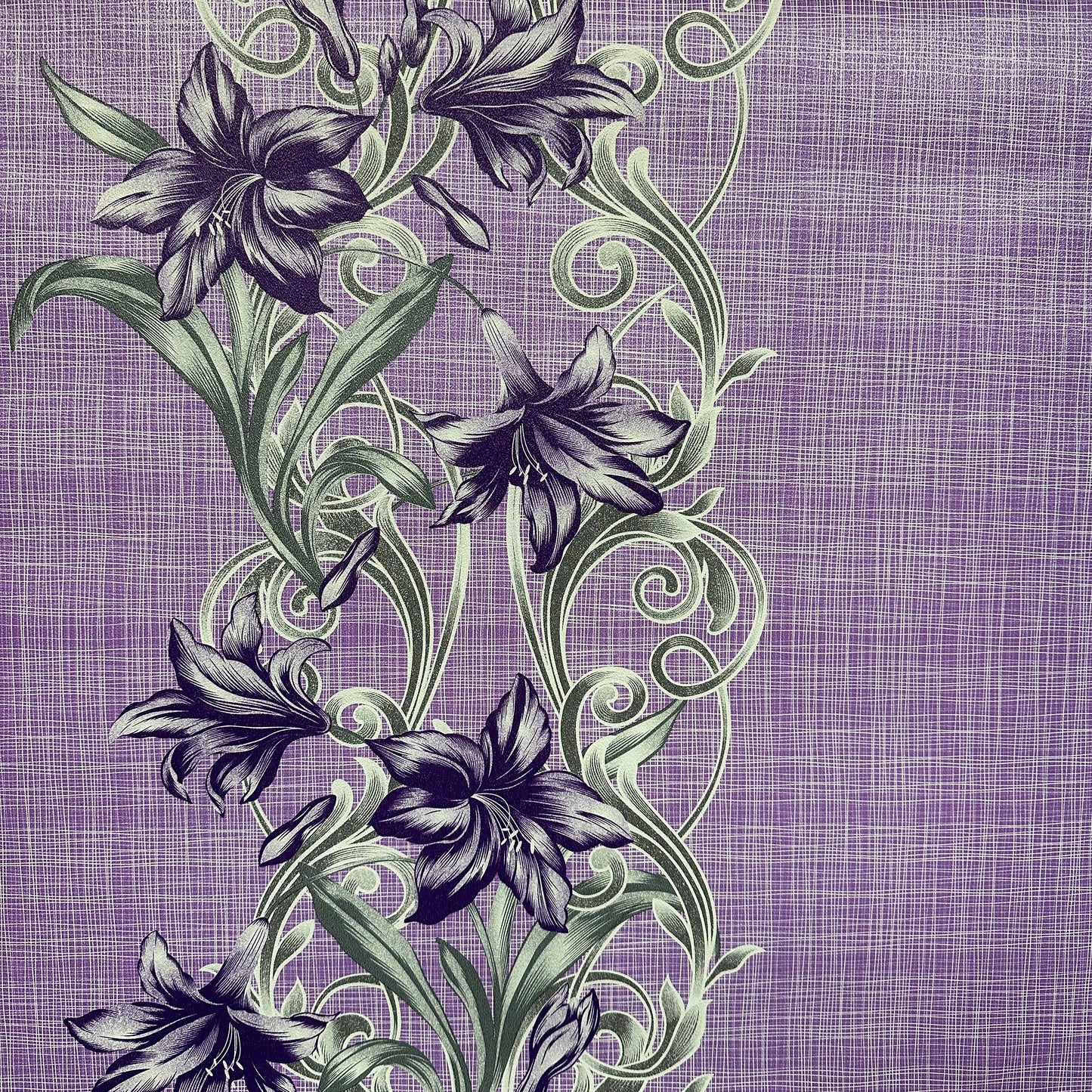 Тапет в лилаво с елегантни цветя Floral Elegant | Decoratis