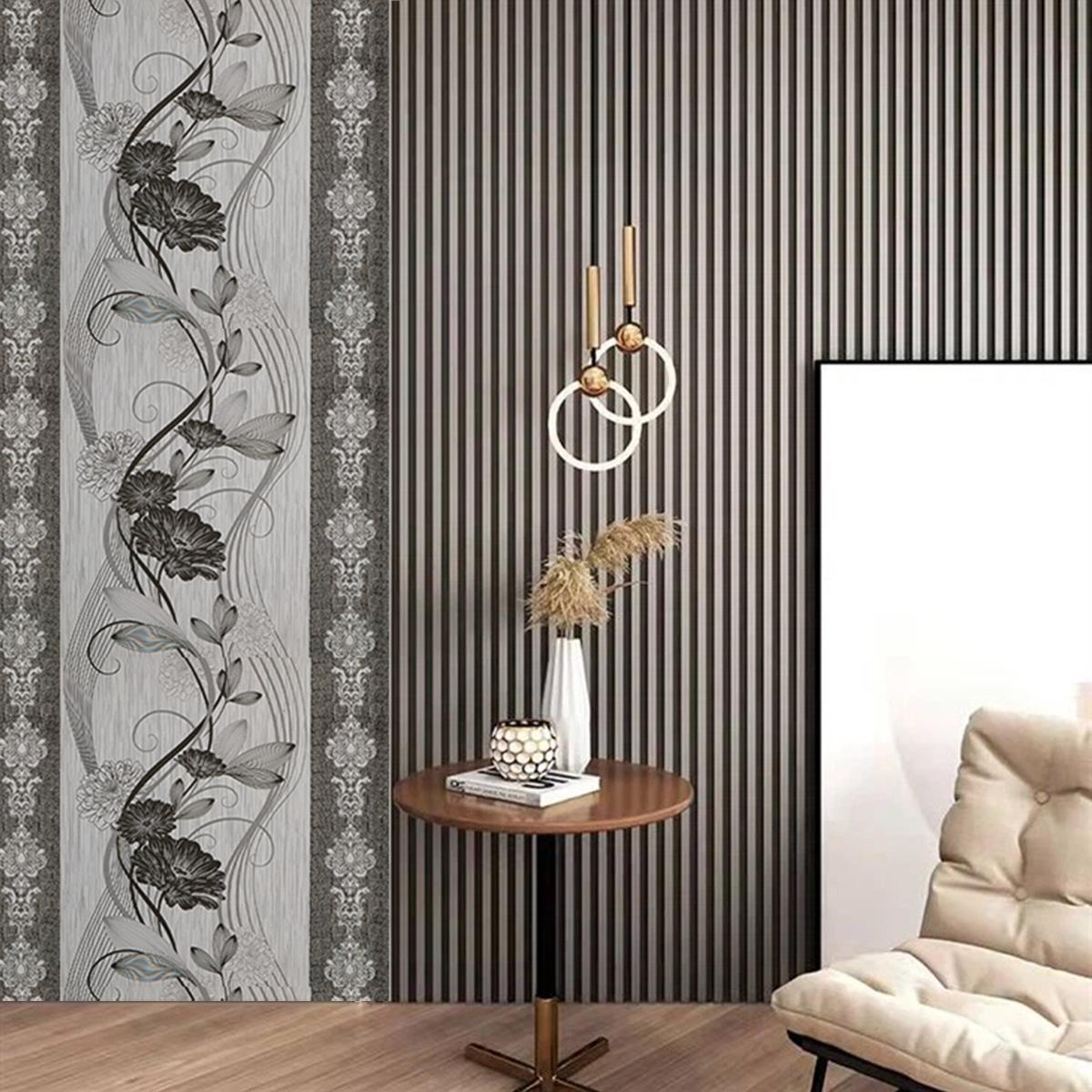Тапет в черно с нежни цветя Spring Serenade | Decoratis